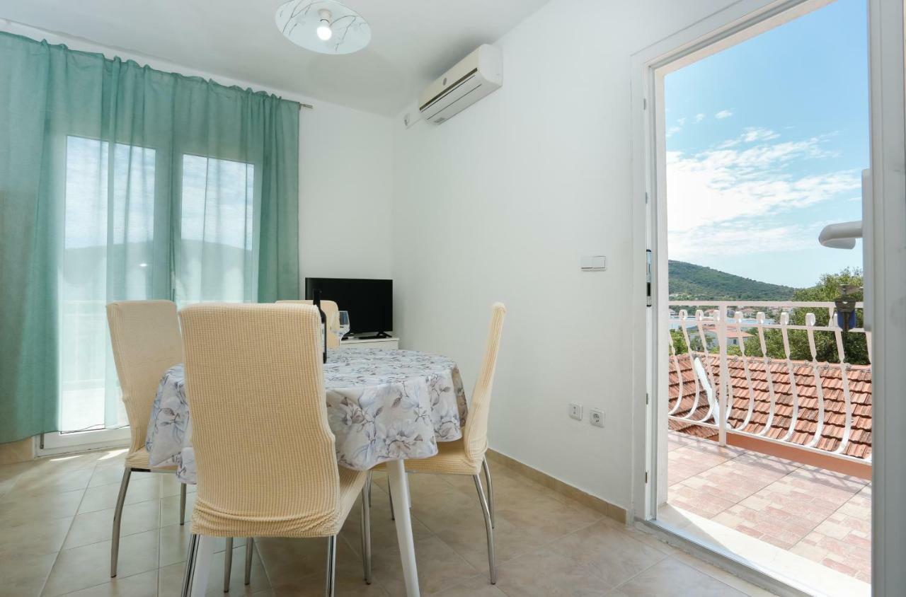 شقة Apartman Paula 1 Vinišće المظهر الخارجي الصورة