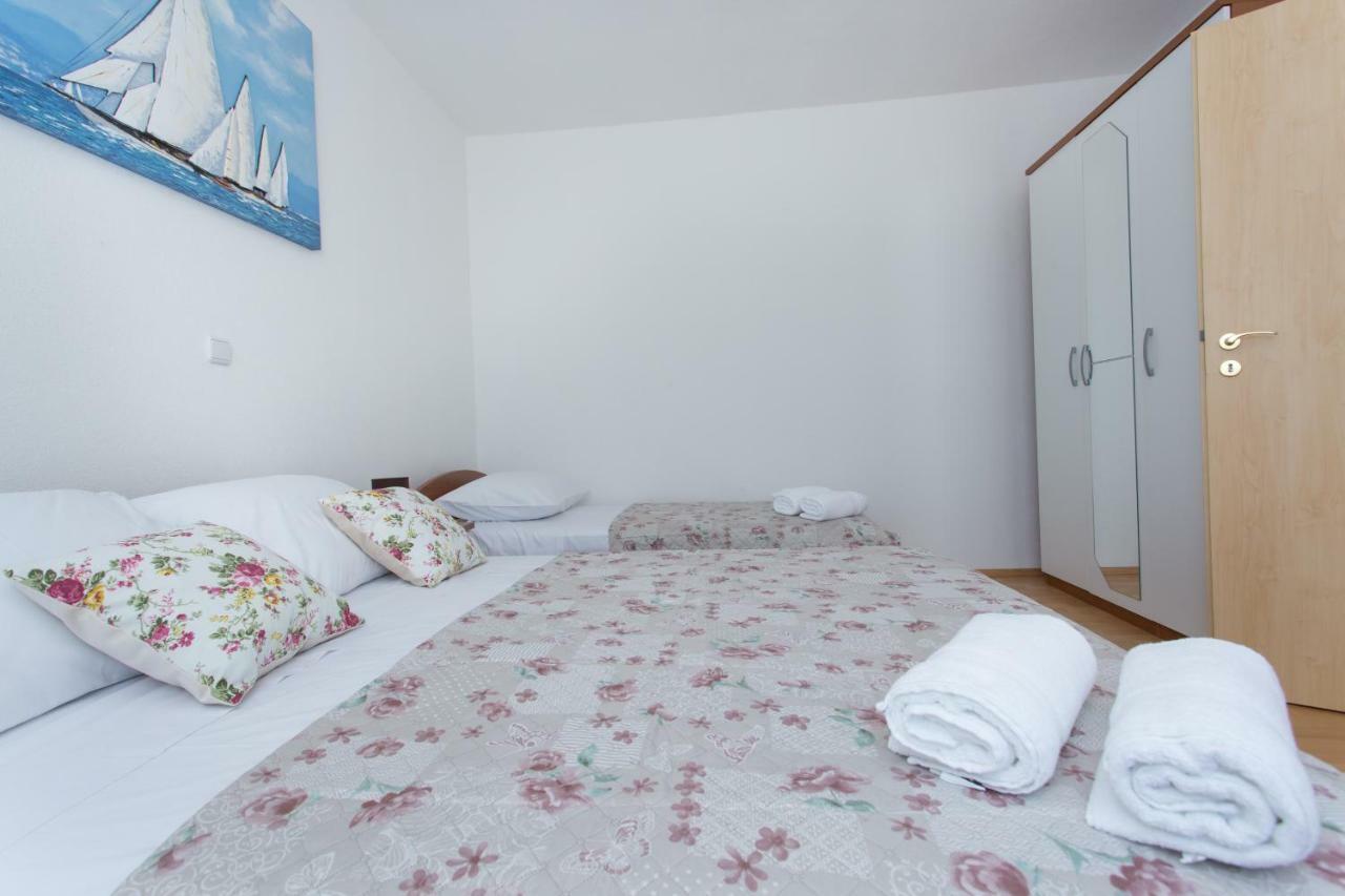 شقة Apartman Paula 1 Vinišće المظهر الخارجي الصورة